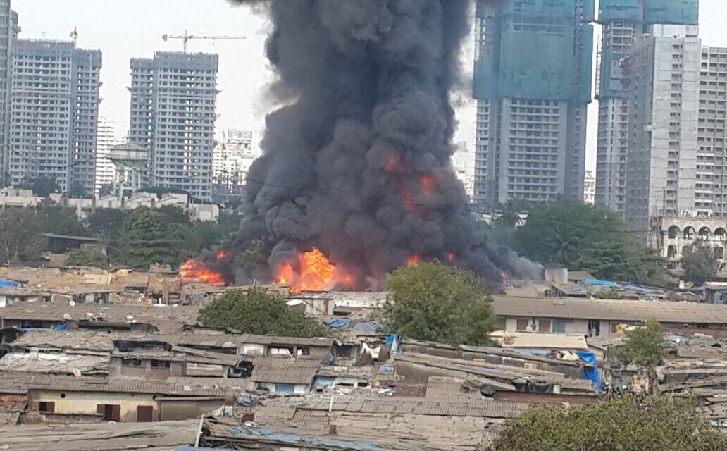 Video: Major fire at furniture market in Oshiwara, multiple cylinder blasts heard