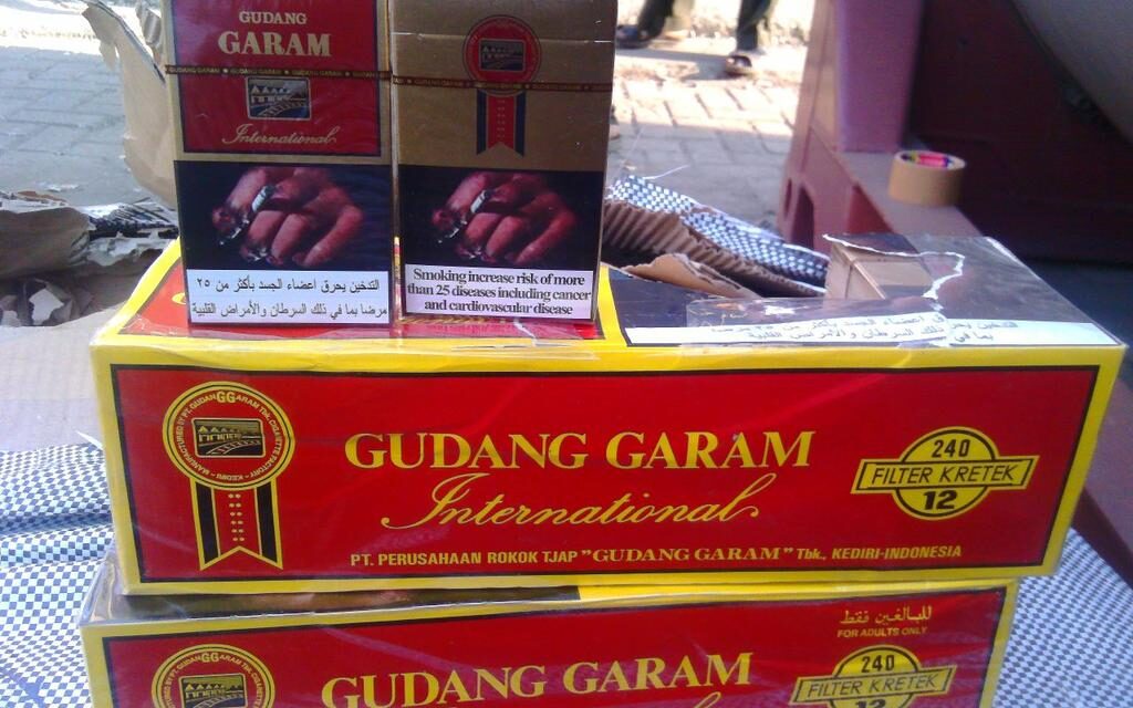22 lakh Gudang Garam cigarettes worth Rs 2.2 crore seized by DRI at Nhava Seva
