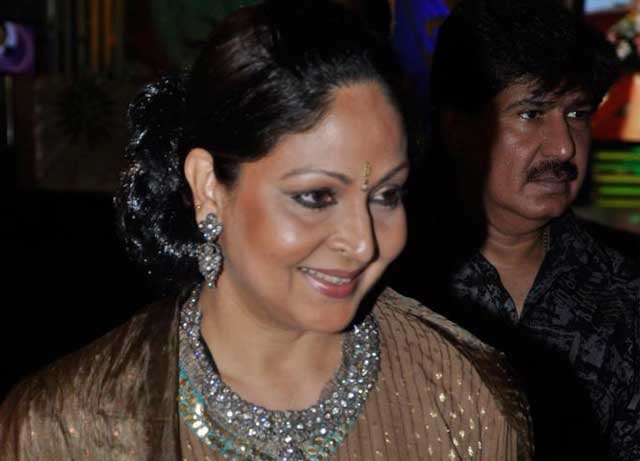 Rati Agnihotri, husband booked by Worli police for stealing electricity worth Rs 47 lakh