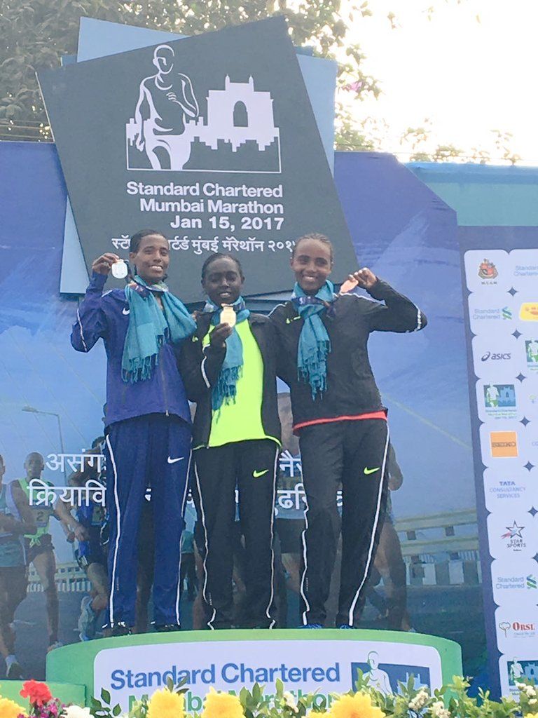 Visuals: Over 40,000 take part in 14th edition of Standard Charted Mumbai Marathon 18