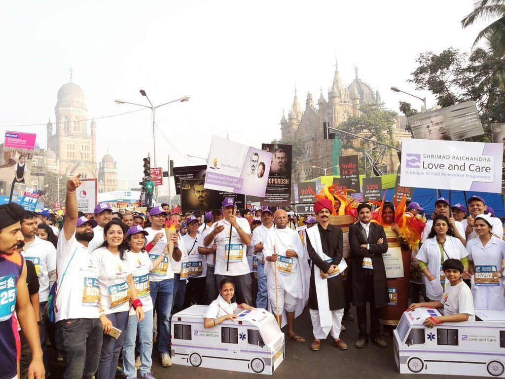 Visuals: Over 40,000 take part in 14th edition of Standard Charted Mumbai Marathon 22