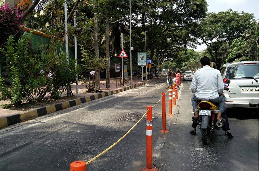 After spending Rs 2 crores on BKC’s bus lanes, MMRDA removes it to make way for metro work