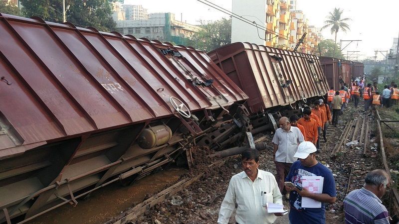 Harbour line services disrupted after goods train derails near GTB station 3