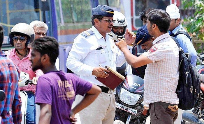 Mumbai traffic police can no longer ask you for your vehicle’s PUC certificate, insurance copy
