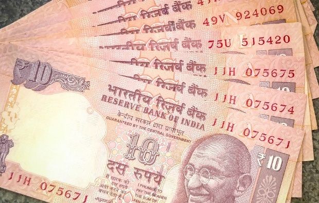 RBI to issue new Rs 10 notes, old notes to remain valid