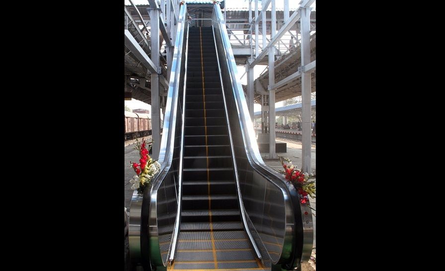 Mumbai suburban stations to get 100 new escalators, 60 of them on CR 1