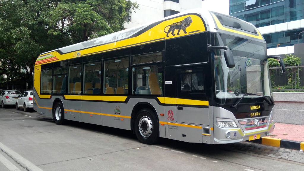 25 hybrid buses to ply from BKC to Sion, Kurla and Bandra stations soon