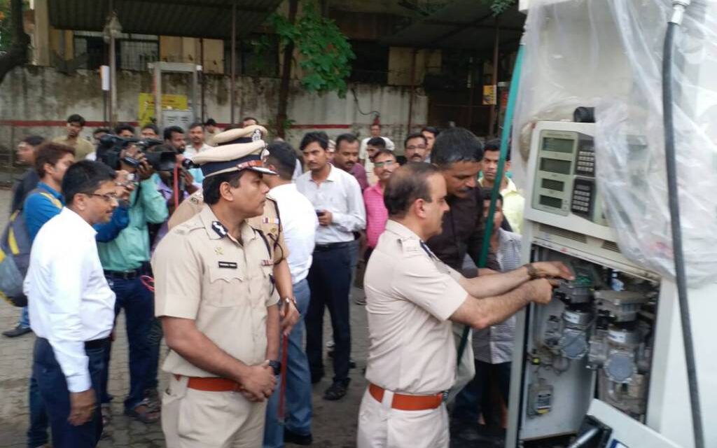Petrol Pump Scam: Cops seal 2 pumps in Thane for dispensing less fuel, arrest owners