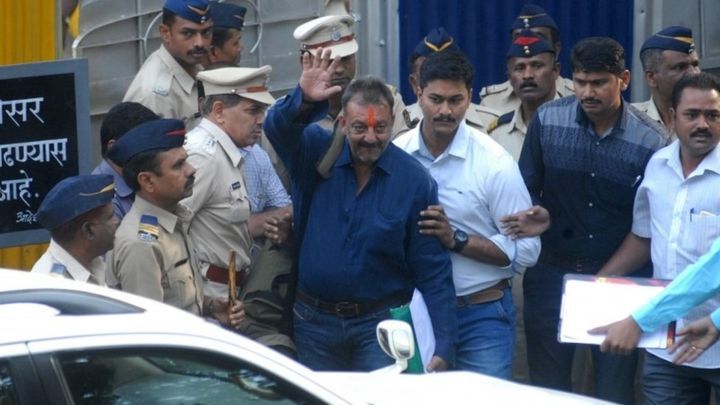 Justify Sanjay Dutt's early release in two weeks: Bombay HC to Maharashtra Govt