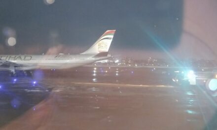 Mumbai airport’s main runway shut after tyre of Etihad aircraft bursts upon landing