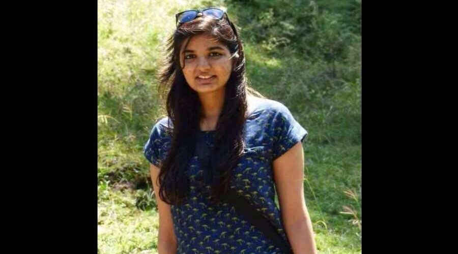 21-year-old law student found dead on railway tracks near Parel