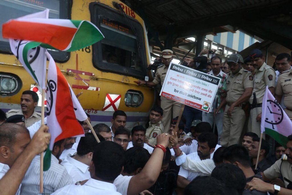 NCP's rail roko attempt foiled by officials, commuters slam protestors for aggravating situation