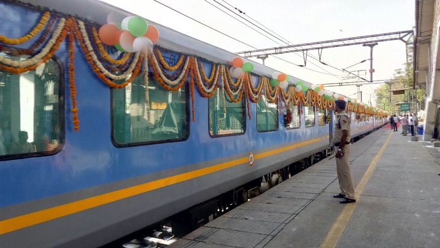 Railways plans to interlink Mumbai, Delhi, Chennai & Kolkata with 160 kmph trains by 2022