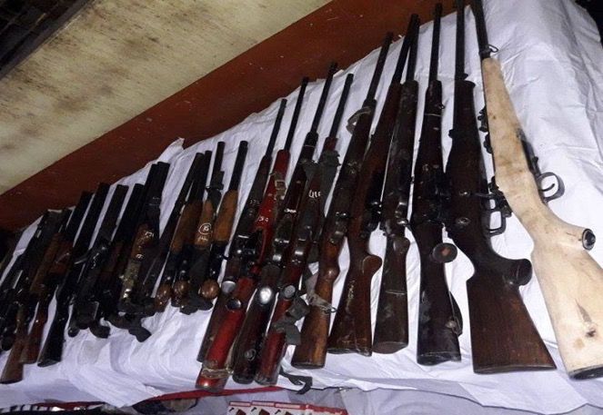 3 arrested with 25 rifles, 19 revolvers on Mumbai-Agra highway