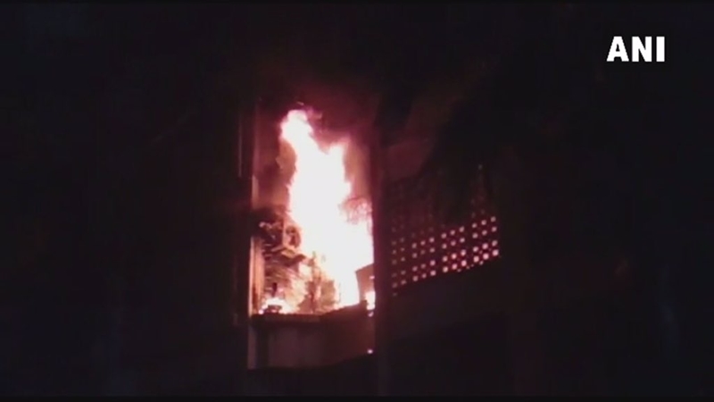 2 children among 4 killed in Marol building fire