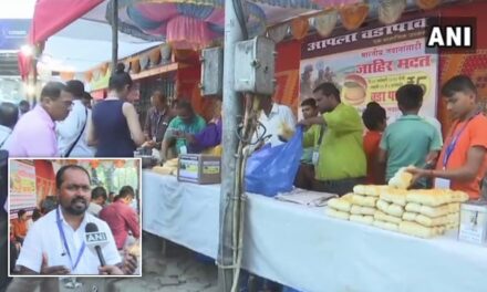Mumbai-based vada pav seller contributes day’s earnings for soldier’s welfare