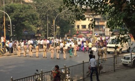 Sion highway blocked by Dalit protestors, hotel vandalised
