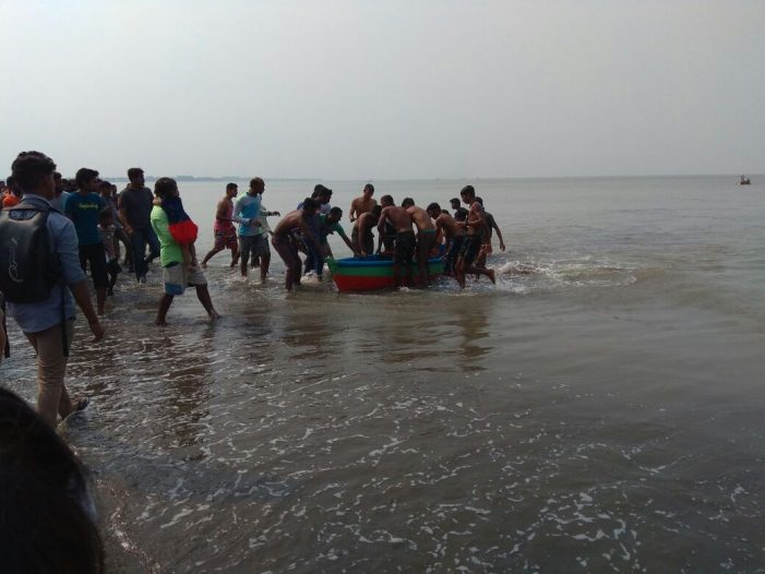 Visuals: Boat with 40 school students capsizes near Dahanu