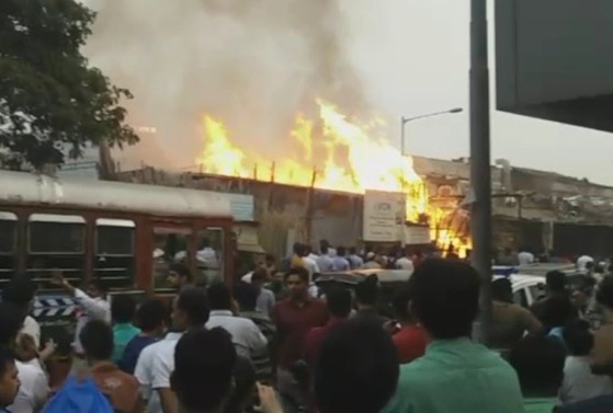 Visuals: Fire at timber shop on SV Road, Andheri 3
