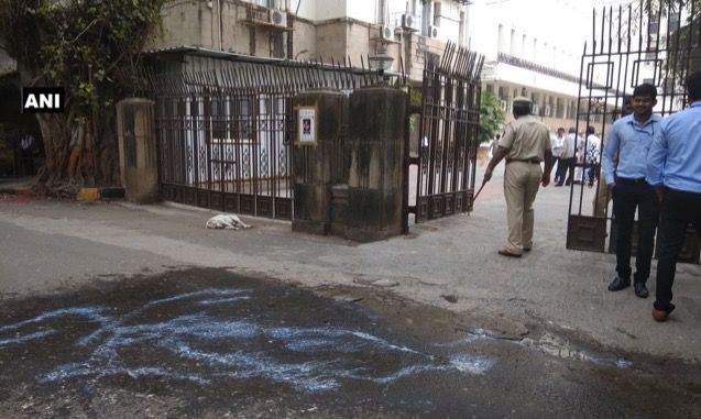 32-year-old tries to light self on fire outside Mantralaya, detained