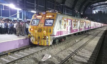 Andheri-Goregaon Harbour line service inaugurated: 49 new services to start from April 1