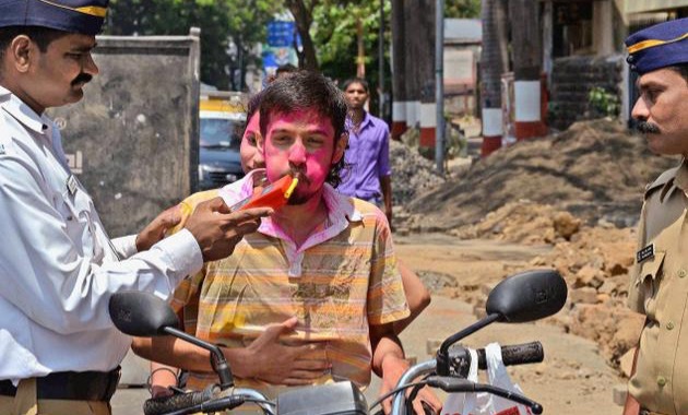 Holi 2018: Over 11,000 booked for traffic violations in Mumbai