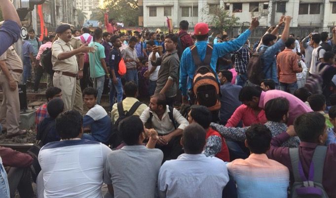 In Pics: Mumbaikars stranded as students stage rail roko between Matunga-CSMT amid cab strike 5