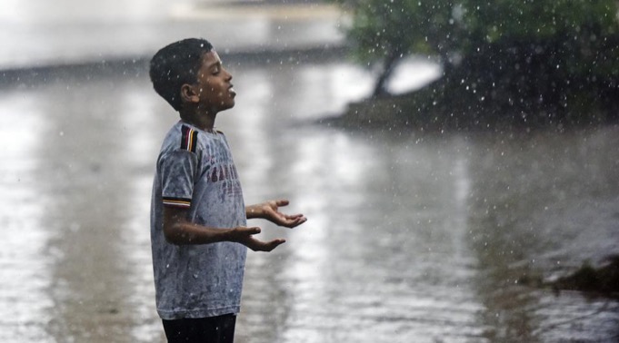 Mumbai may witness 'light showers' this weekend: IMD