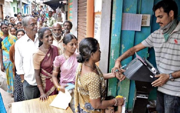22 lakh Mumbaikars not getting food from ration shops due to Aadhaar compulsion: Nirupam