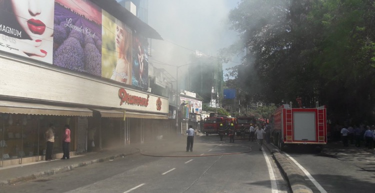 Video: Massive fire breaks out at store opposite Breach Candy hospital
