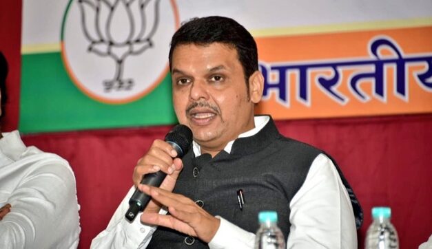 Nobody praised government when it brought down fuel prices 13-14 times: CM Devendra Fadnavis