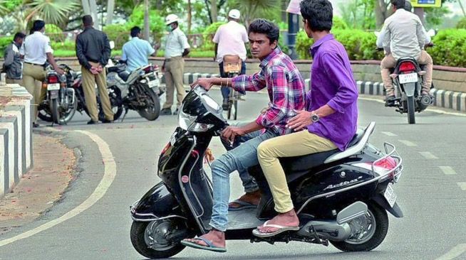 Teens may soon get licence to ride 100cc gearless bikes