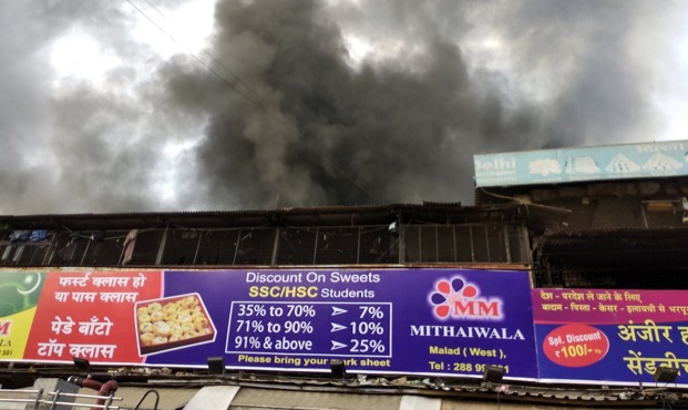 Video: Massive fire breaks out at MM Mithaiwala sweet shop near Malad station 2