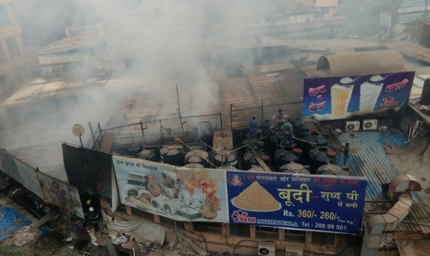Video: Massive fire breaks out at MM Mithaiwala sweet shop near Malad station