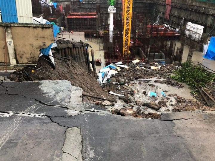 Visuals: Compound caves in at Lloyds Estate in Wadala, over 15 cars damaged 2