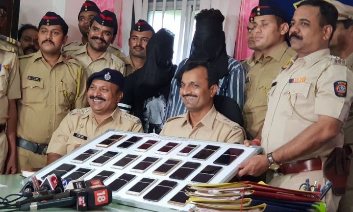 GRP recovers 21 mobiles from duo who robbed railway commuters during Ganesh festival