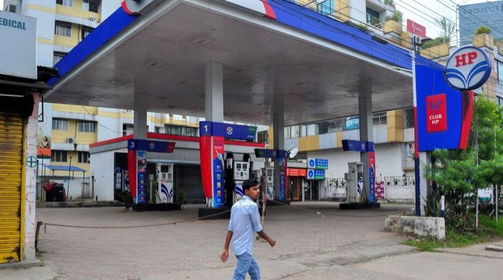 Oct 8: Petrol price hiked by 21 paise, diesel up by 31 paise in Mumbai