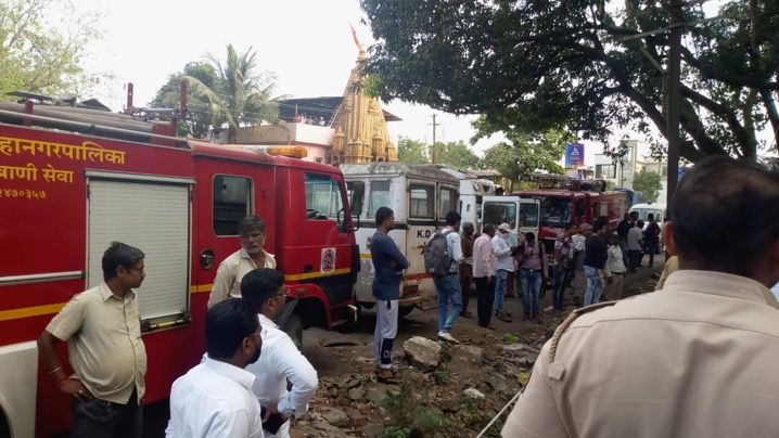 5 drown in well at Lokgram in Kalyan, 2 of them were firemen engaged in rescue ops