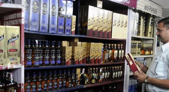 Bandra wine shop offering home delivery of liquor, operating till wee hours fined Rs 19 lakh