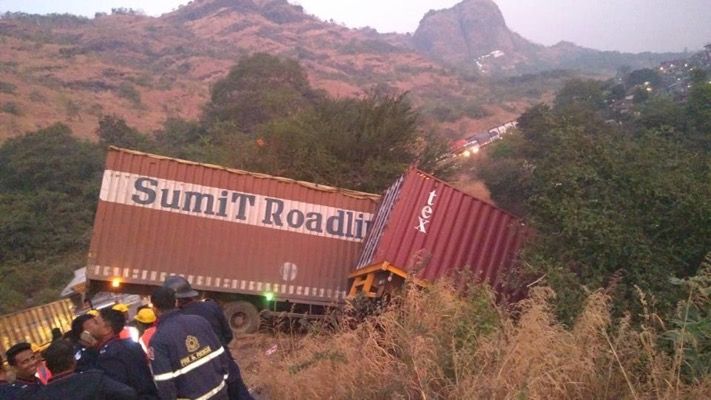 Two containers collide, fall on shanty near Mumbra bypass road