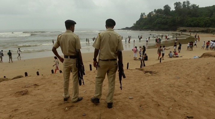 Andheri youth held with drugs near Calangute beach in Goa