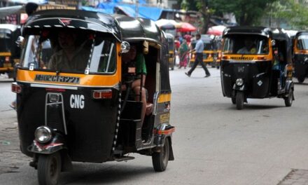 Allow rickshaws to ply till Sion hospital instead of Sion station: Union