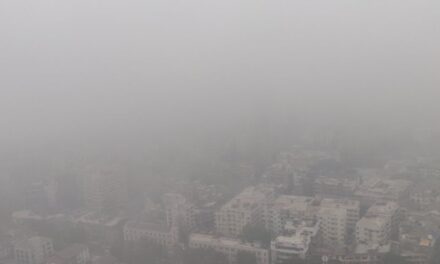 Haze engulfs Mumbai as temperature dips to 33.3 degrees, air-quality suffers