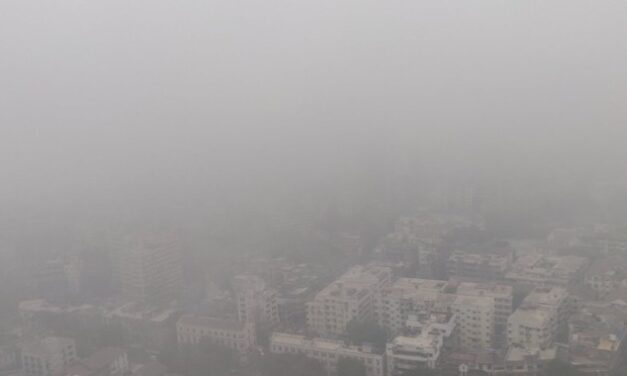 Haze engulfs Mumbai as temperature dips to 33.3 degrees, air-quality suffers
