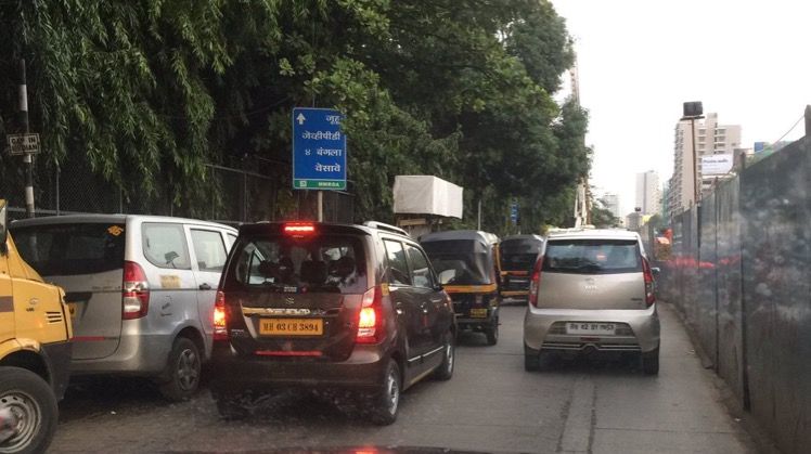 Traffic police may fine owners who illegally park, abandon vehicles near metro work 1