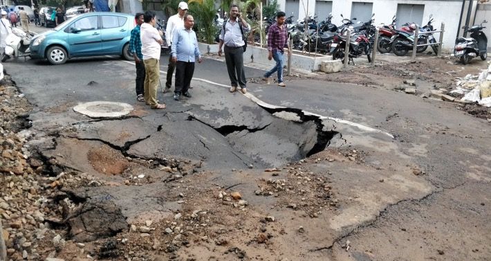 Water pipeline bursts in Mazgaon, causes road to cave-in