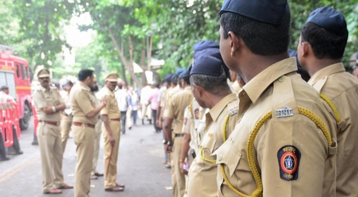 4 cops suspended for failing to act against illegal dance bars in Borivali