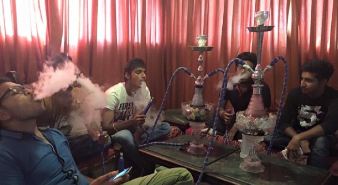 Bombay HC allows restauranteur to serve of tobacco-free 'herbal' hookah 1