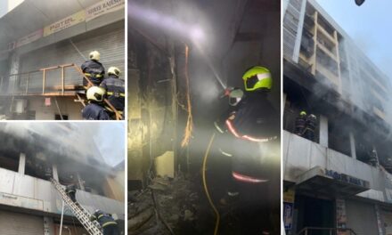 Video: Major fire breaks out in Aditya Arcade Building on Lamington Road