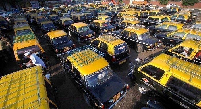 All new kaali-peeli cabs in Mumbai to have rooftop indicators from Feb 1